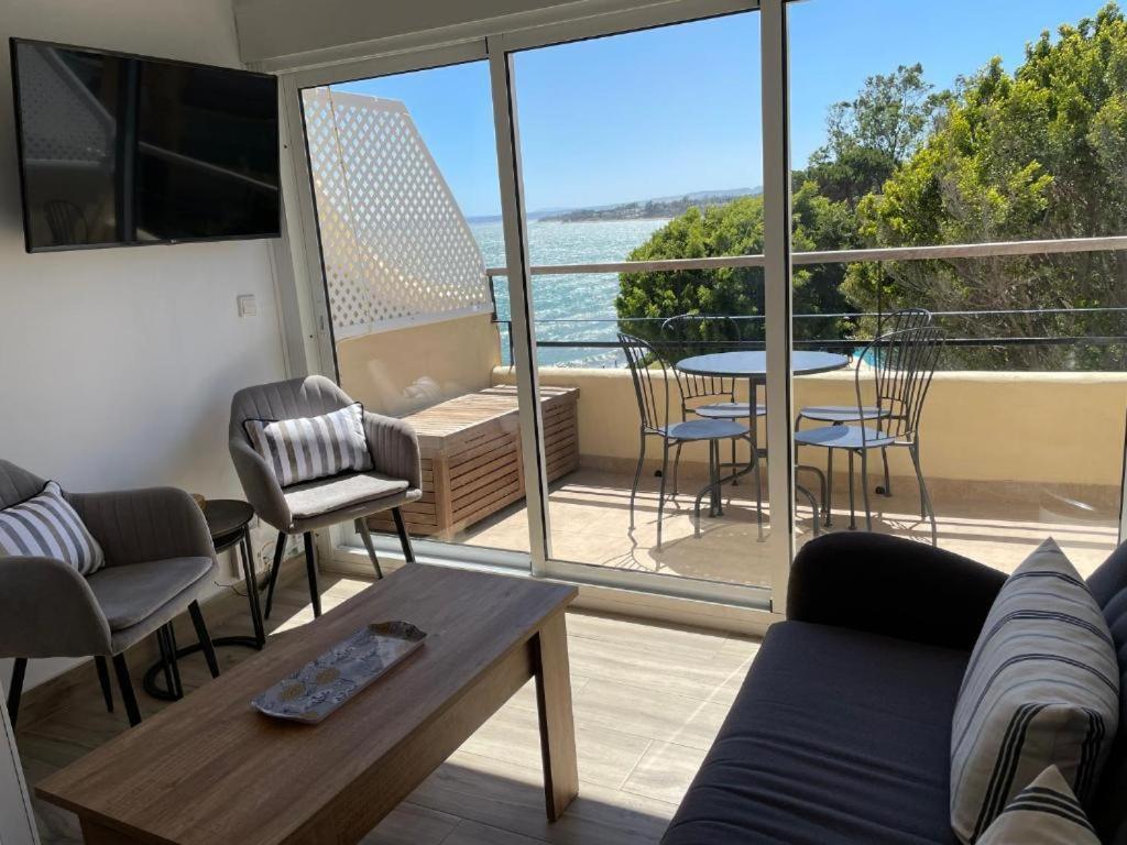 Seaside View Apartment 에스테포나 외부 사진