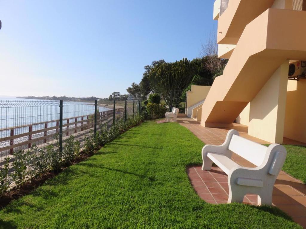 Seaside View Apartment 에스테포나 외부 사진