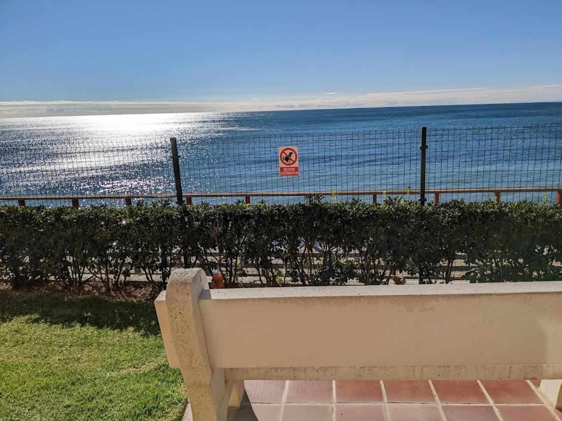 Seaside View Apartment 에스테포나 외부 사진