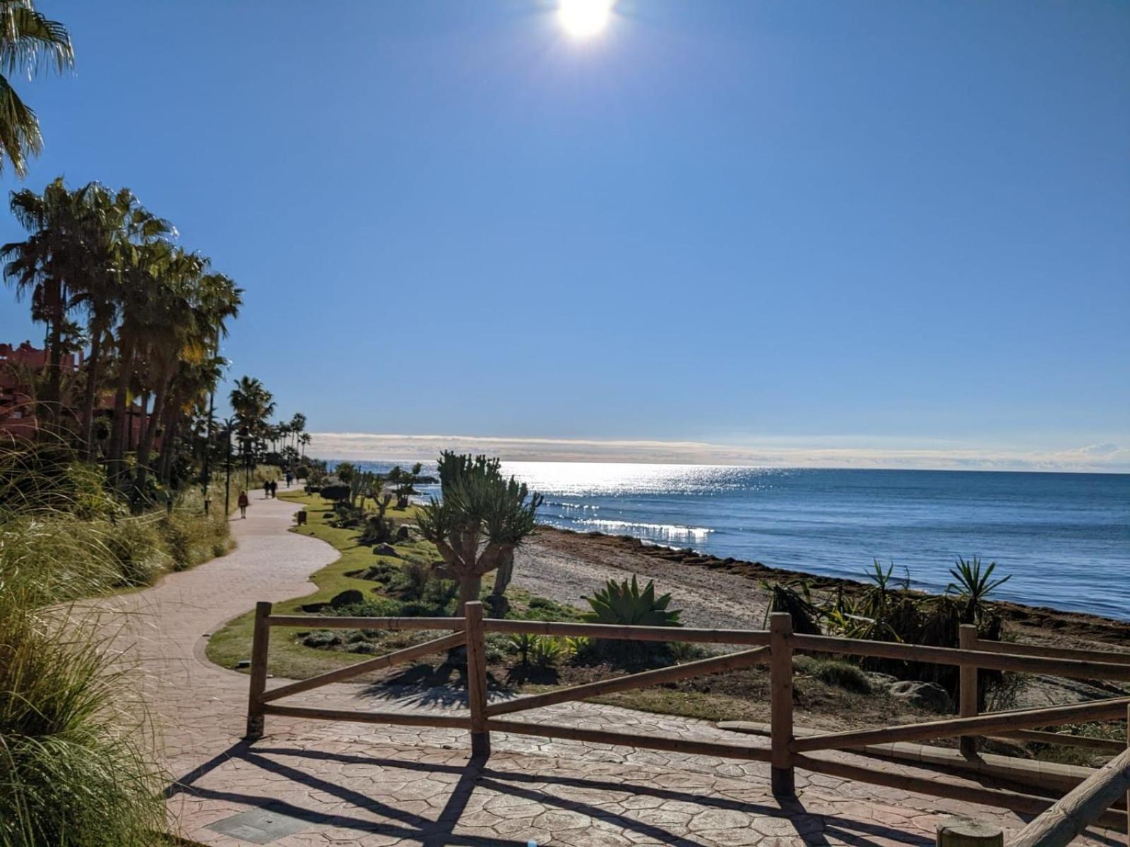 Seaside View Apartment 에스테포나 외부 사진